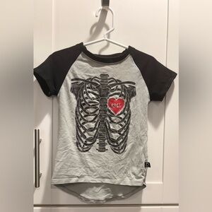 Rags to Raches Skeleton Heart Raglan Tee - Black and Gray